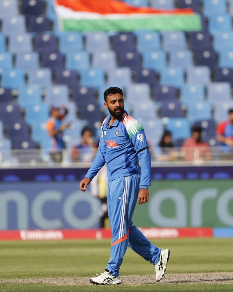 Varun-Chakaravarthy-india-spinner-1