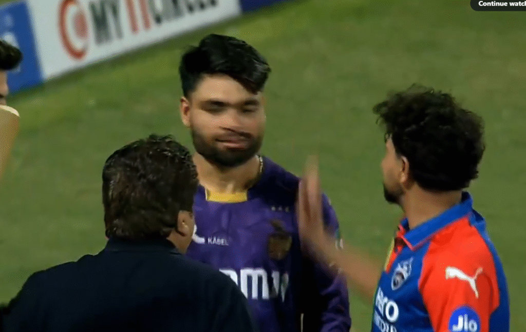 Kuldeep-Slaps-Rinku-singh-dc-vs-kkr